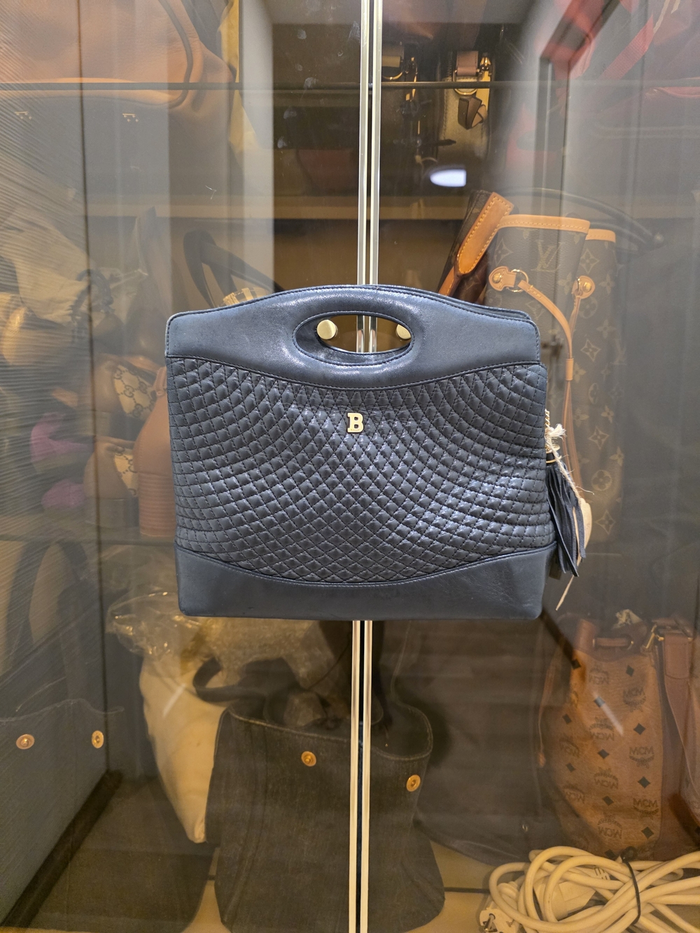 B Quilted Top-Handle Women's Bag in Black